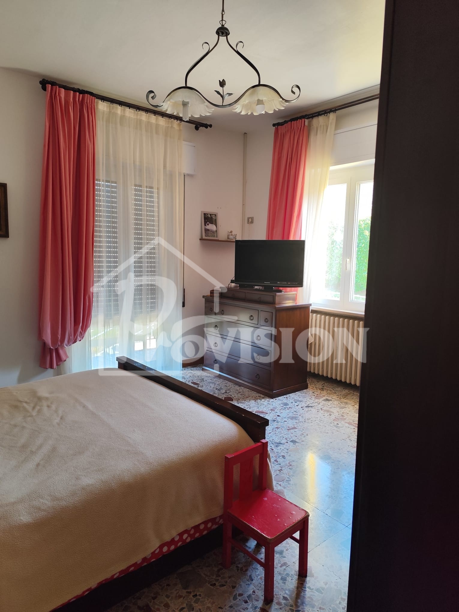 RIF. 14/30 VILLA INDIPENDENTE – GUALDICCIOLO