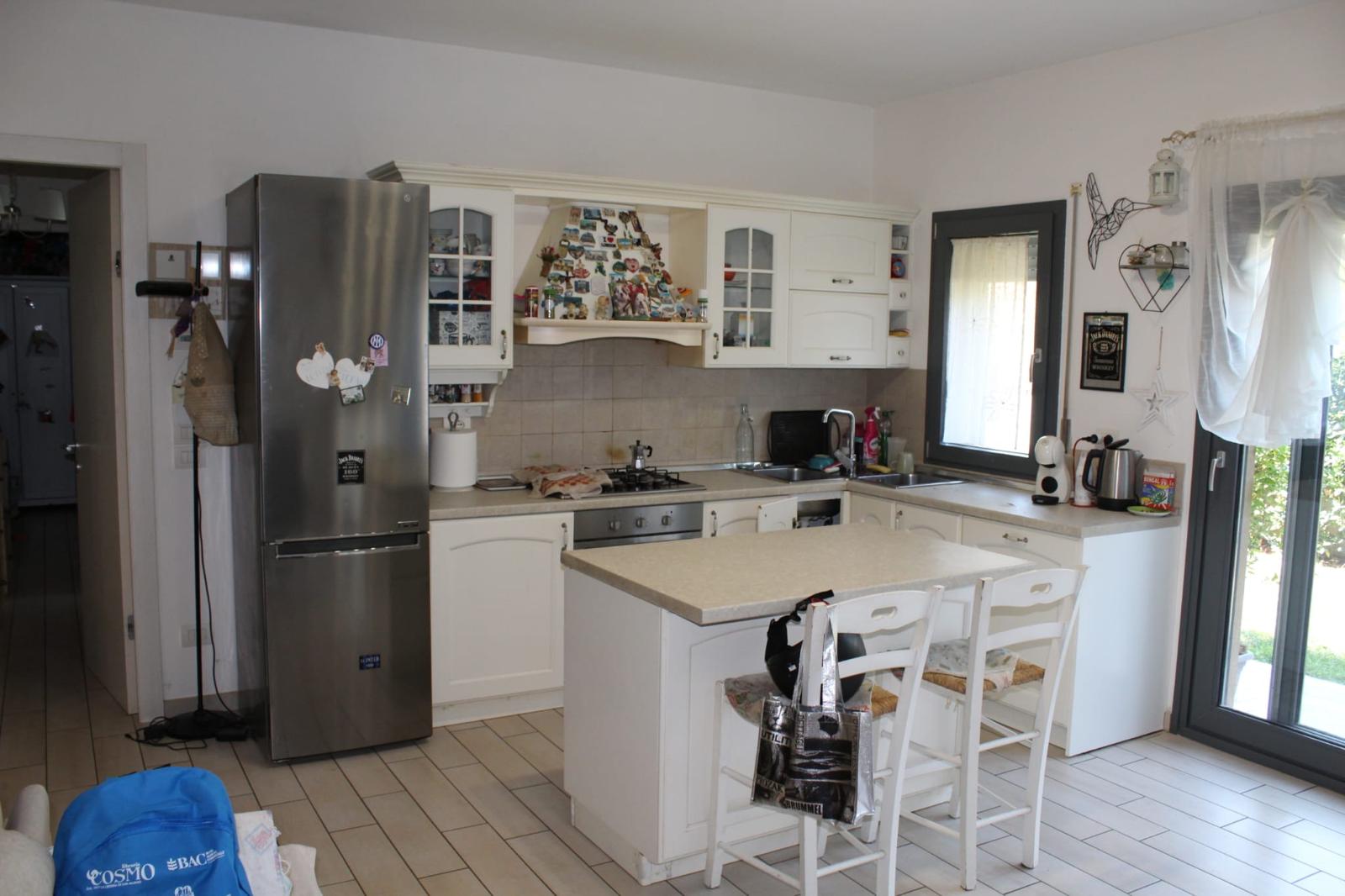 RIF. 11/50 APPARTAMENTO MODERNO A SERRAVALLE