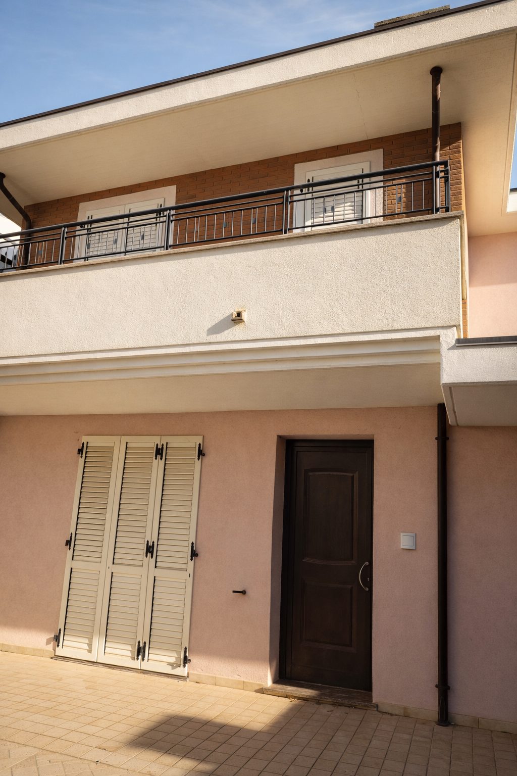 RIF. 5/92 VILLA A SCHIERA A TORRACCIA