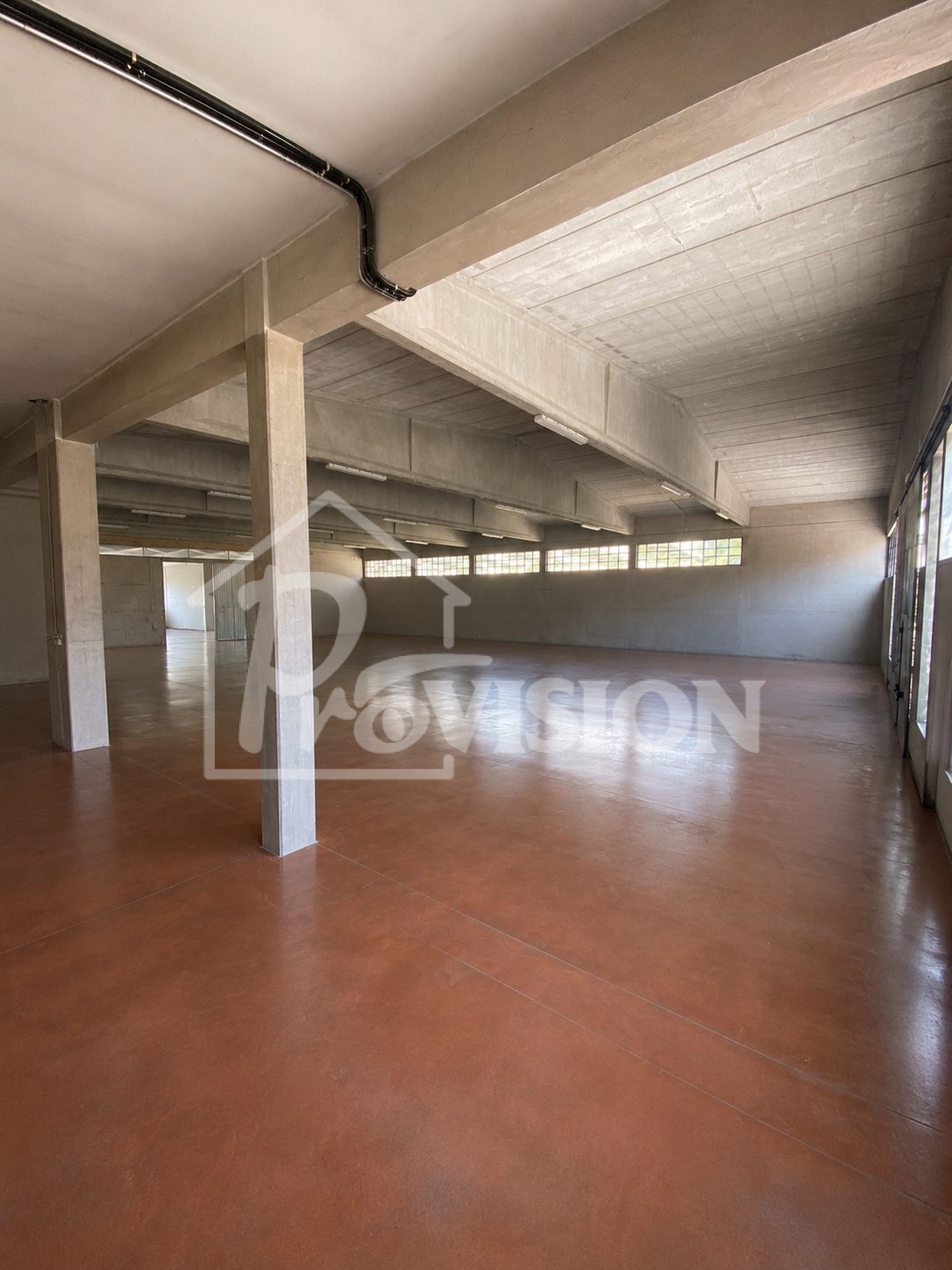 C14/01 STABILE COMMERCIALE GUALDICCIOLO