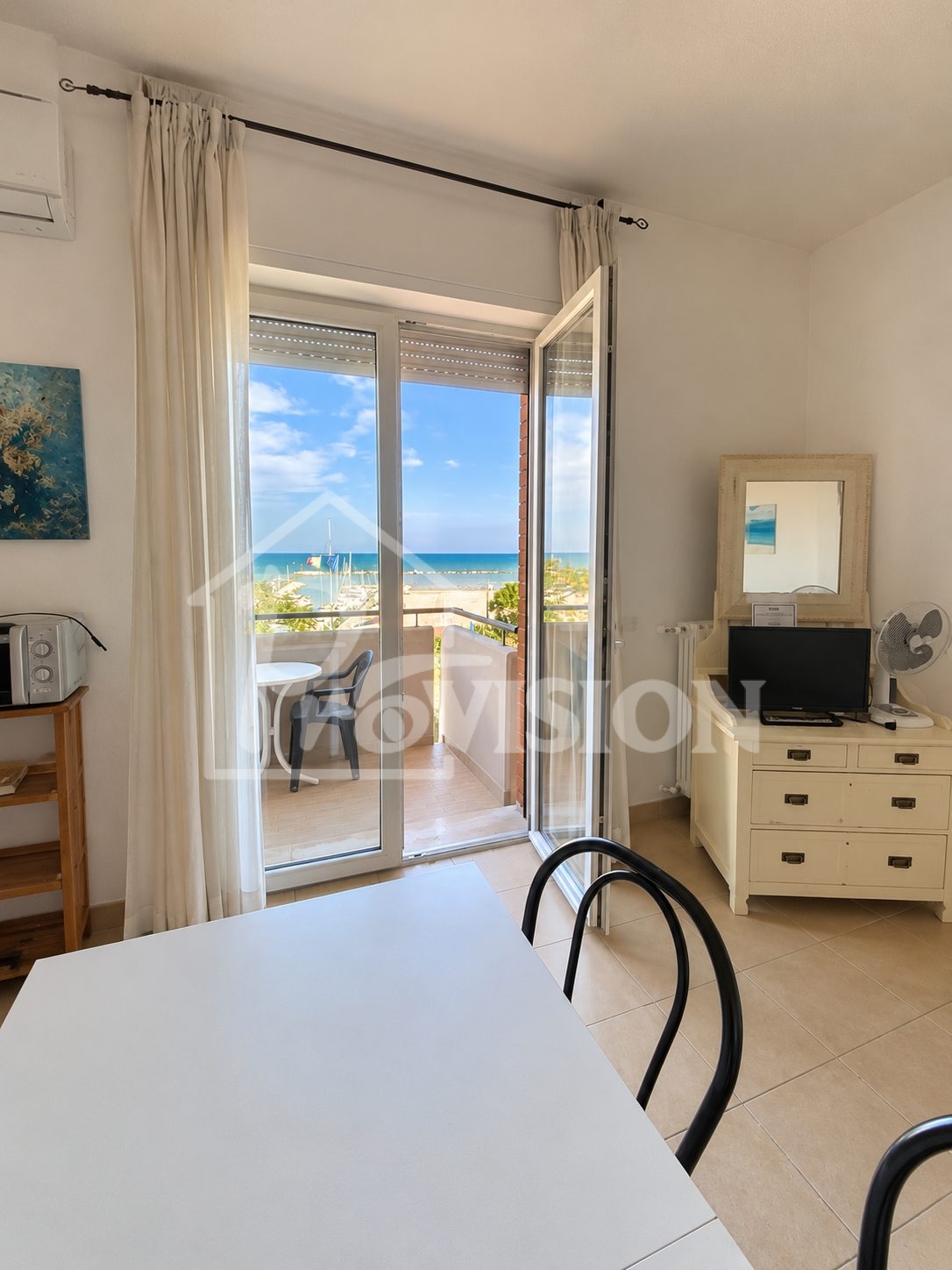 RIF. I_36 VISERBA APPARTAMENTO FRONTE MARE